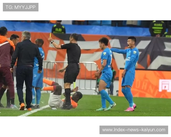 足协开罚单：中超三人停赛