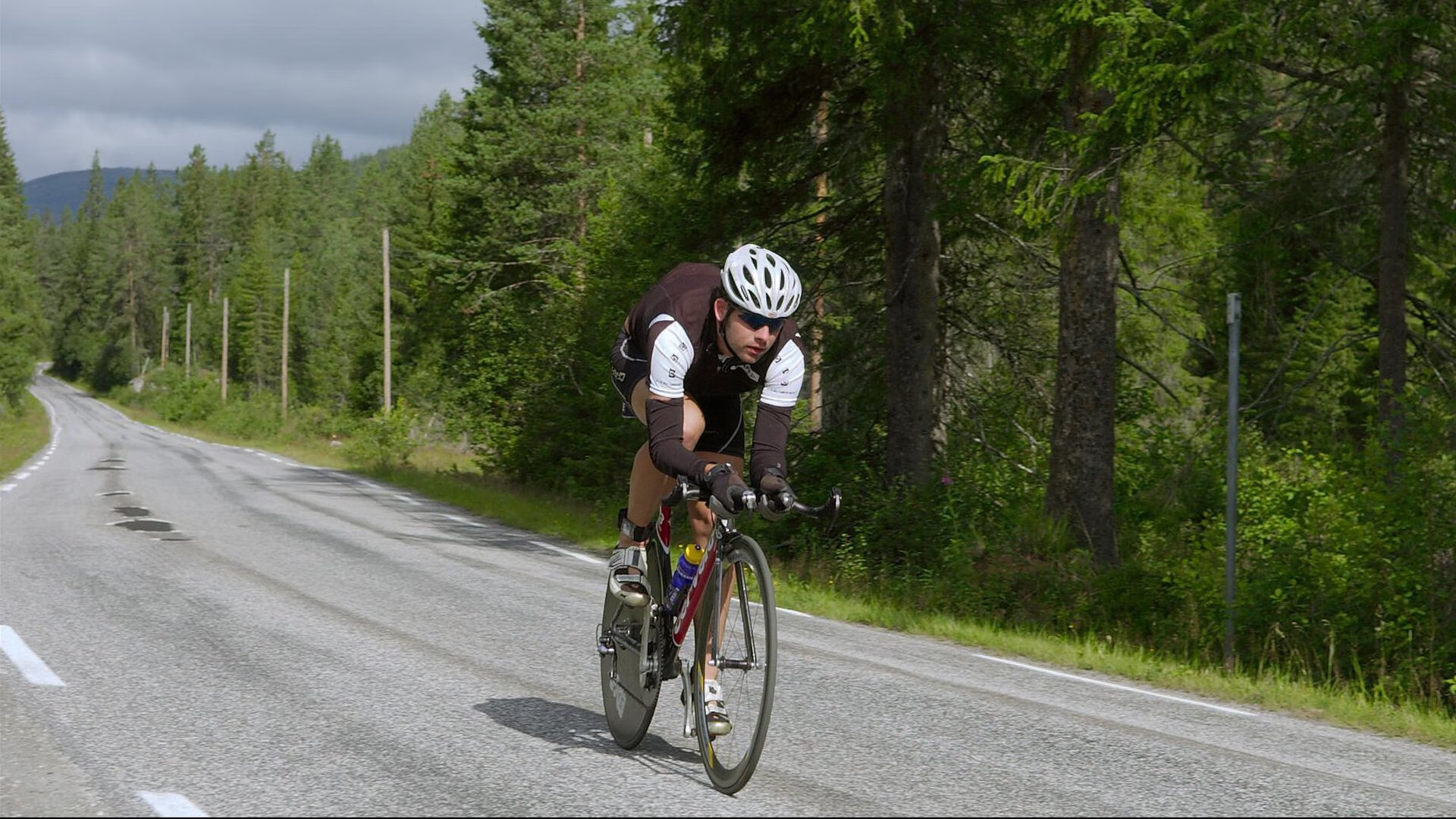 全国赛龙舟职业联赛试点 多站积分制引入职业体系